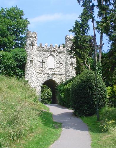 Reigate Castle folly